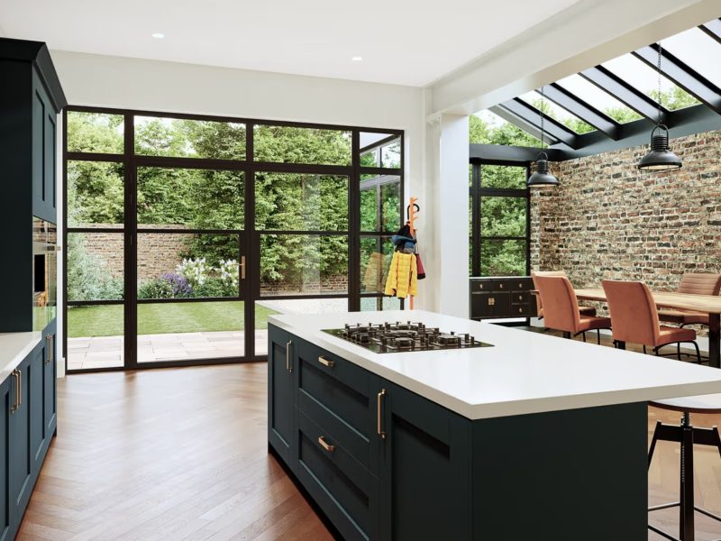 AluK Heritage Double Door in Kitchen