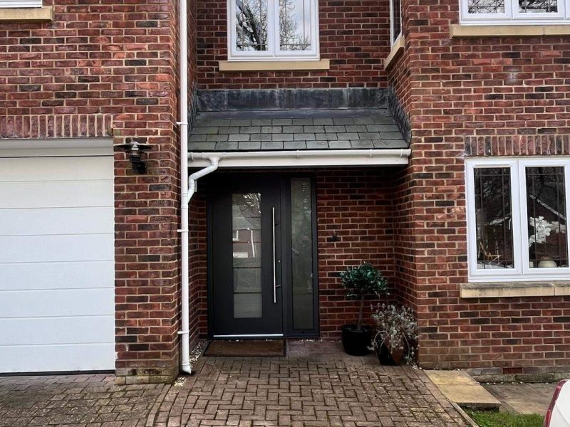 ALUNA SL75 Entrance Door