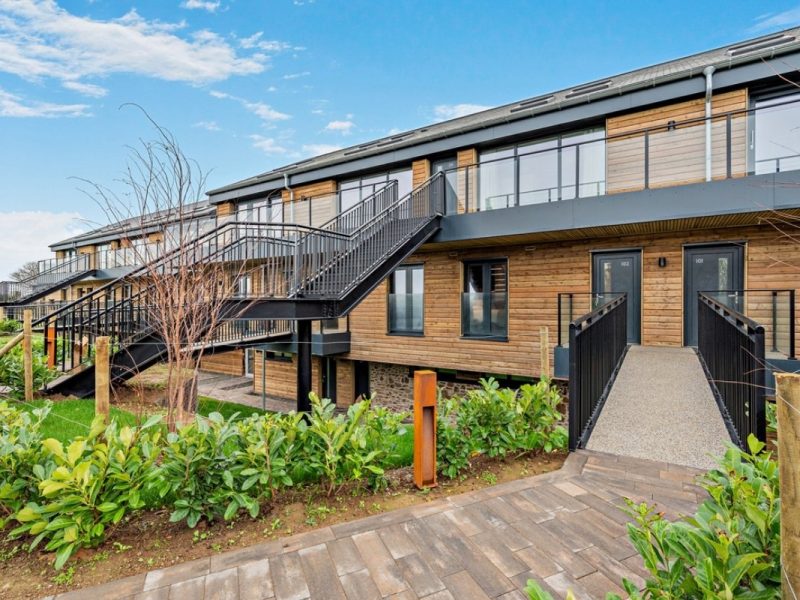 Aluminium Lift and Slide Doors